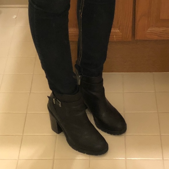 Durable heeled booties (beauties) - Picture 2 of 5